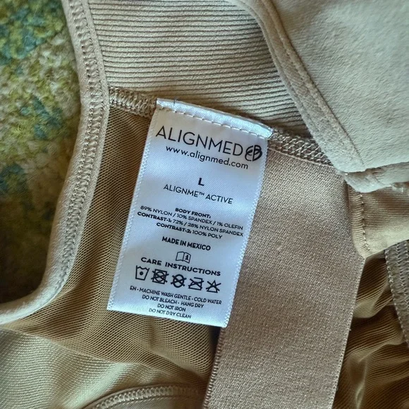 Bundle of alignmed posture and spanx reversible sports bra L - Picture 3 of 9